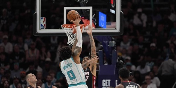 三球30+10+绝杀布里奇斯28+9 附加赛黄蜂加时胜热火