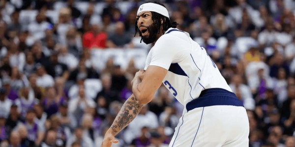 玻璃属性！浓眉遭遇左手韧带损伤 若手术将缺阵数月