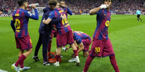 欧冠争议再升级！巴塞罗那怒火中烧，拉什福德领衔众将炮轰裁判，向欧足联再递“爆炸性”投诉！